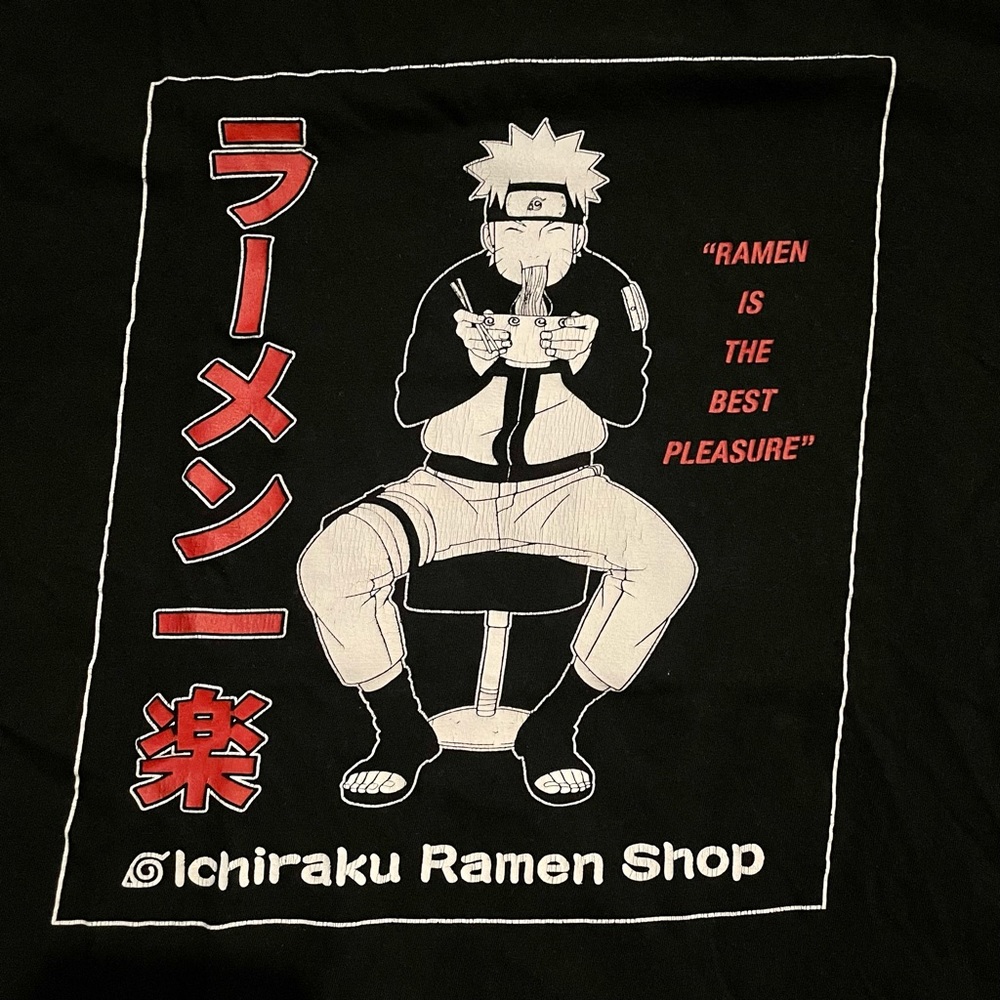 Naruto Shippunden Ichiraku Ramen Shop black graphic t-shirt, size small